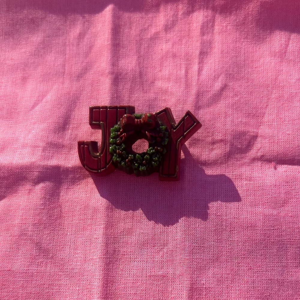 Vintage Hallmark “Joy” Holiday Wreath Brooch